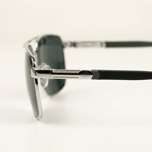 Aurelius Edge – Silver Aviator Sunglasses UV400 Protection Unisex Luxury Frame Textured Grip Temples Premium